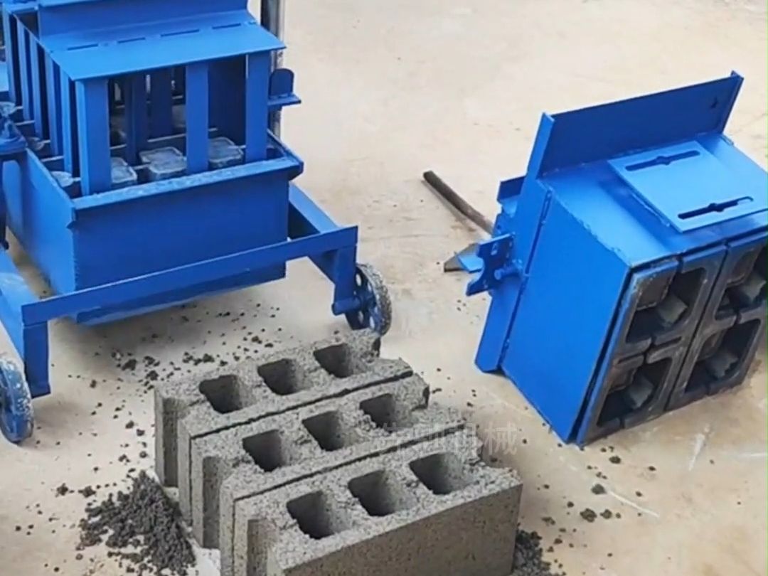 沒有場地不要緊，在家也能輕松制磚 小型免燒磚機與移動制磚機的應用指南