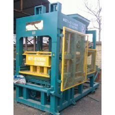 慷慨為民，極微節(jié)約 免燒磚機技術(shù)的革新之路